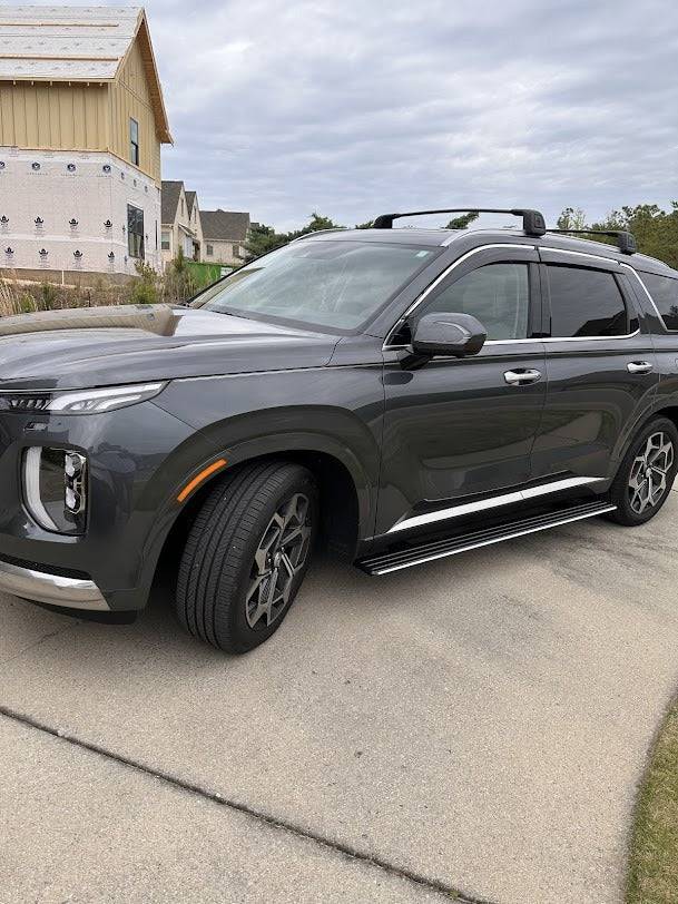 AutoTech Trends Running boards and steps for Hyundai Palisade 2020-2024 - The best-selling, Sleek and Retractable steps on the market for Luxury SUV’s & XUVs that are durable, reliable, electric, retractable, and lit with LEDs. Introducing the E-LUME Series 1 – the first bolt-on retractable Automatic Running Boards designed specifically for Hyundai Palisade 2020-2024. Experience the convenience and style with AutoTech Trends today!