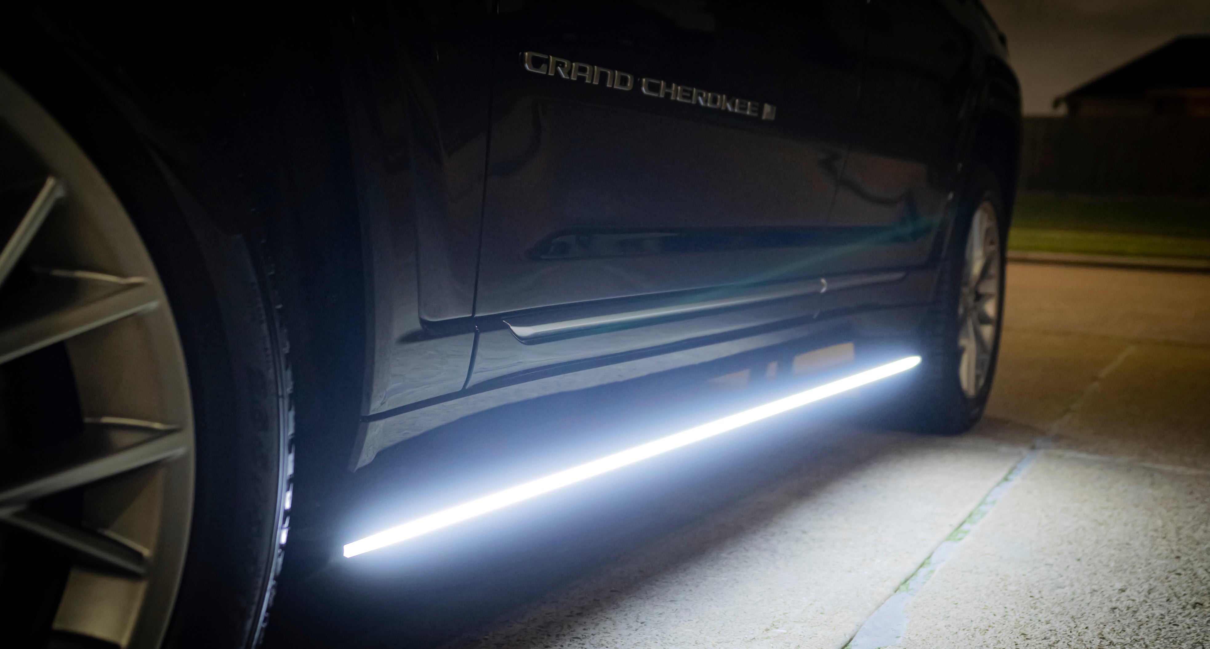 Jeep Grand Cherokee 5th Running Boards 2022 - 2025
