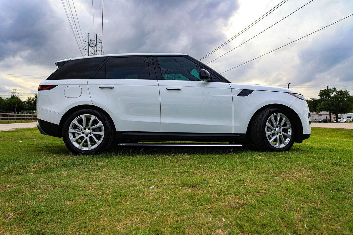 Range Rover - AutoTech Trends