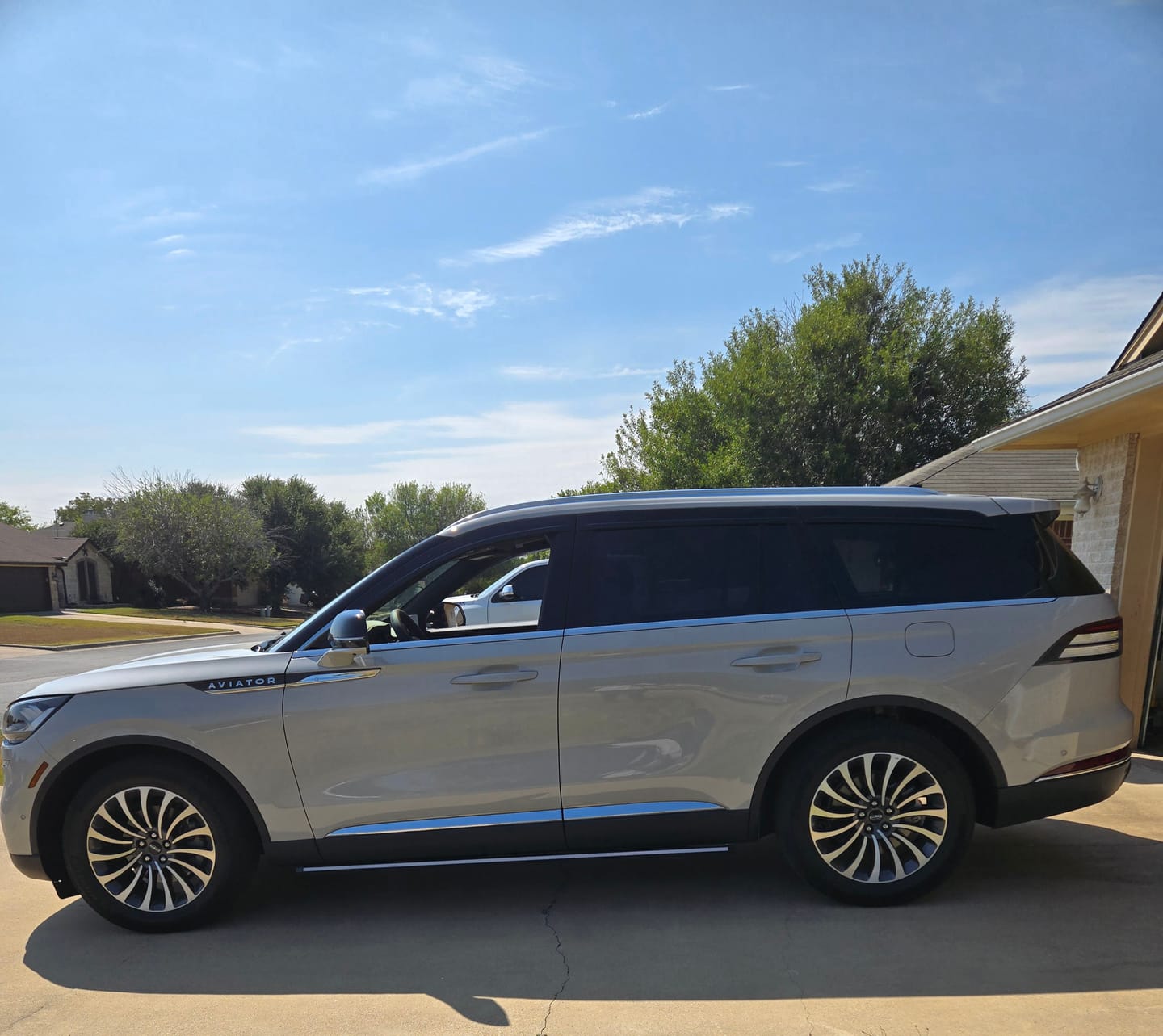 Lincoln Aviator Running Boards 2020-2025