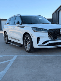Lincoln Aviator Running Boards 2020-2025: ON BACKORDER - 4 WEEKS DELIVERY TIME - AutoTech Trends